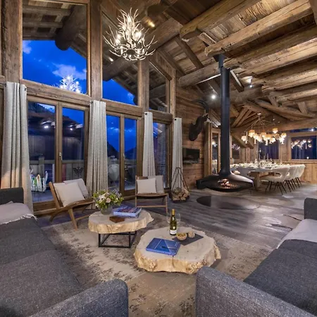 Chalet - Alpine Elegance Awaits Σαλέ Γκστάαντ